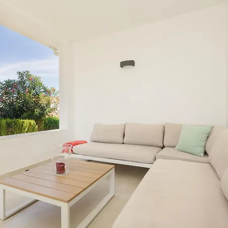 Cozy By The In Costabella, Holiday home *